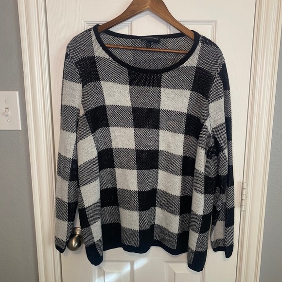 Lane Bryant Sweaters - Lane Bryant Womens Sweater Plus Size 22 24 Black White Buffalo Check Long Sleeve